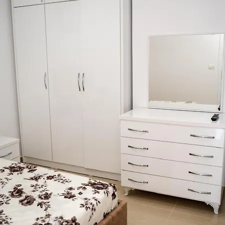 Apartment Rusi
