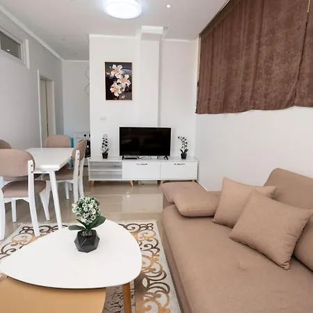 Rusi Sarande