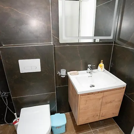 Apartment Rusi Sarande